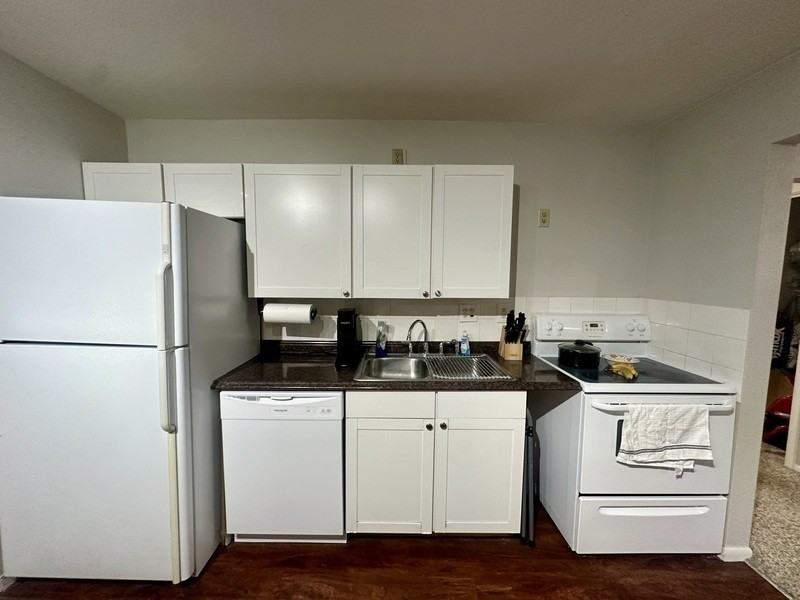 116 27th St Ne #3 - Photo 7 of 17