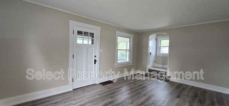 702 Archer Ave - Photo 5 of 35