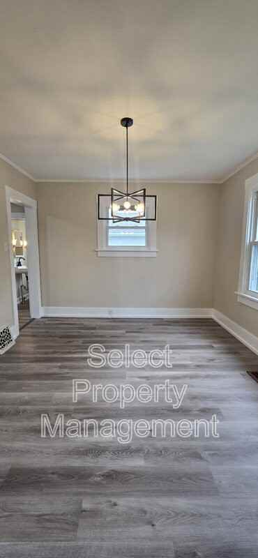 702 Archer Ave - Photo 6 of 35