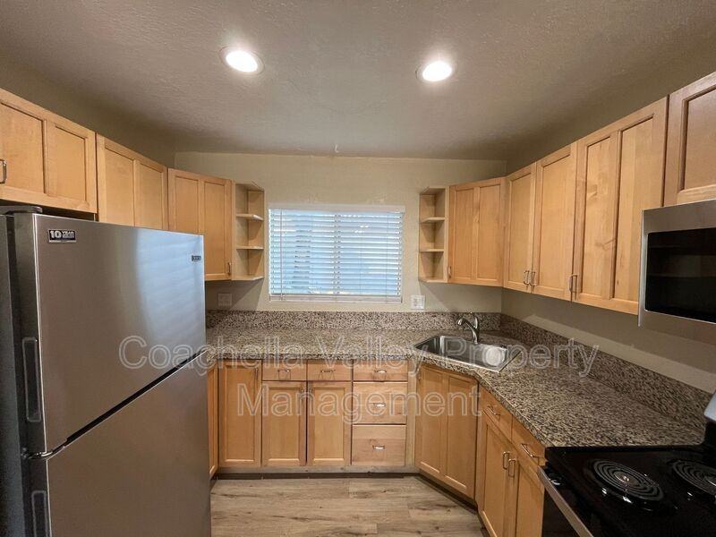 73922 Shadow Mountain Dr #3 - Photo 6 of 26