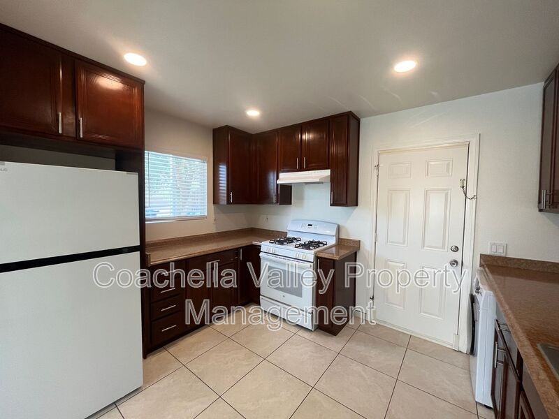 422 W Rosa Parks Rd #C - Photo 7 of 22