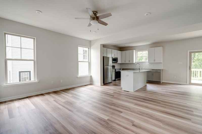 324 Northfield Heights Ln - Photo 4 of 24