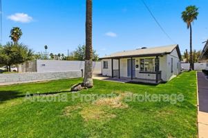 featured image of 805 E Turney Ave #4