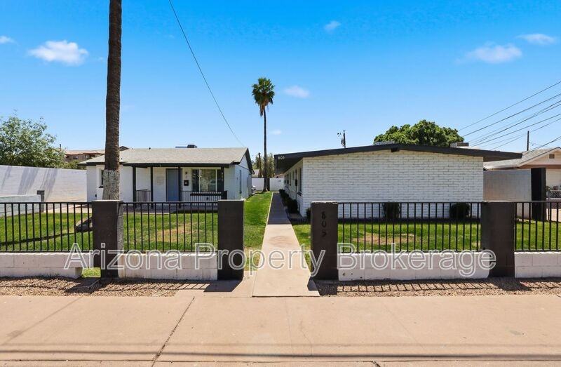 805 E Turney Ave #4 - Photo 3 of 21