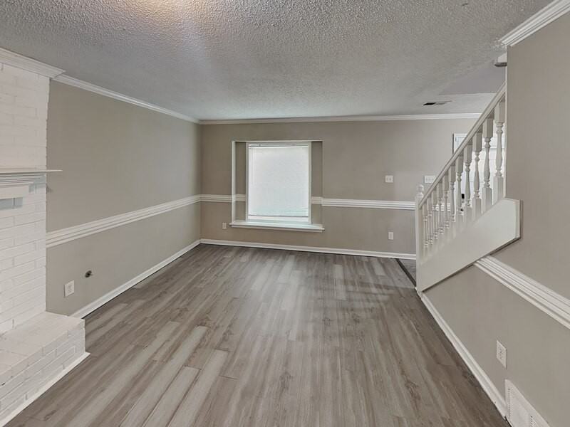 5913 Sycamore Manor Cv - Photo 3 of 16