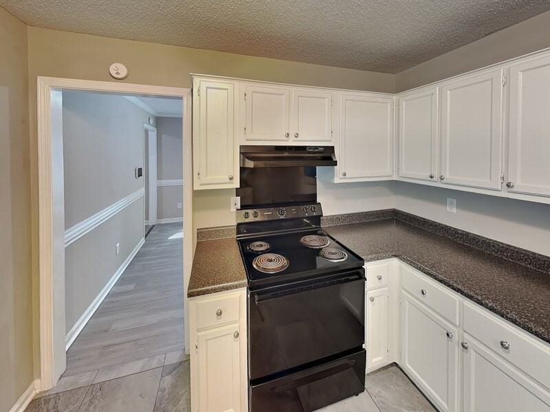 5913 Sycamore Manor Cv - Photo 5 of 16