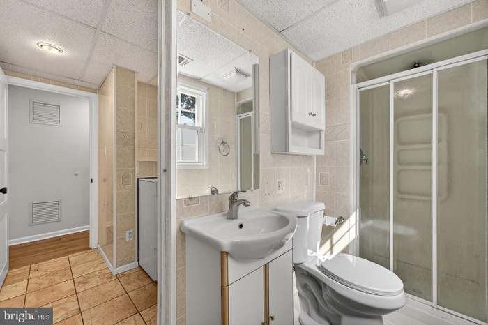 306 S Pershing Dr - Photo 7 of 20