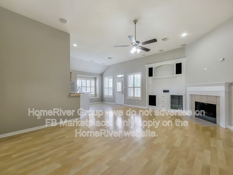 20618 Carmine Oak Ct - Photo 3 of 24