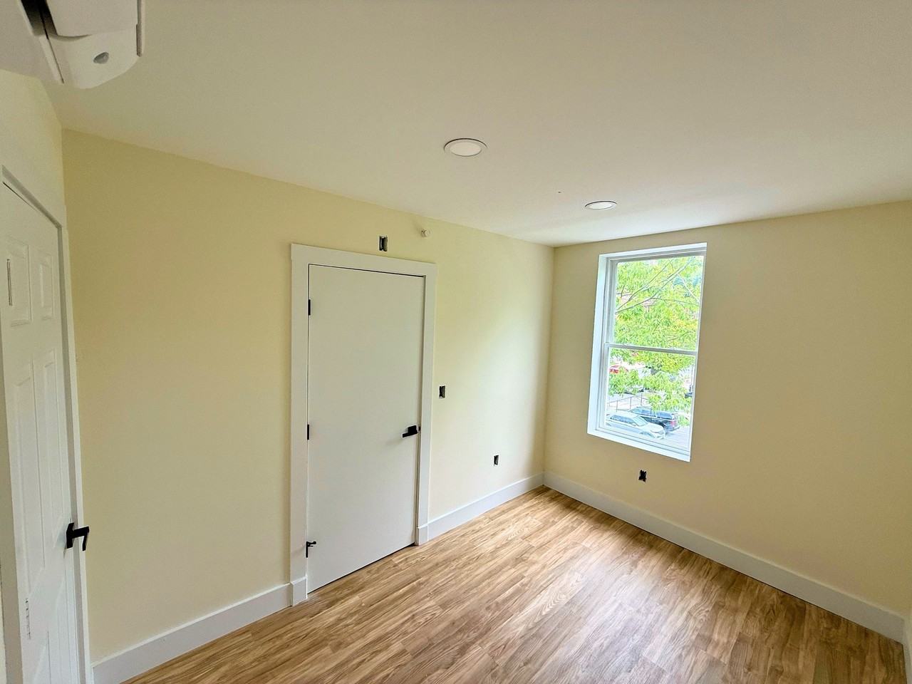 1647 5th Ave #3 - Photo 2 of 5