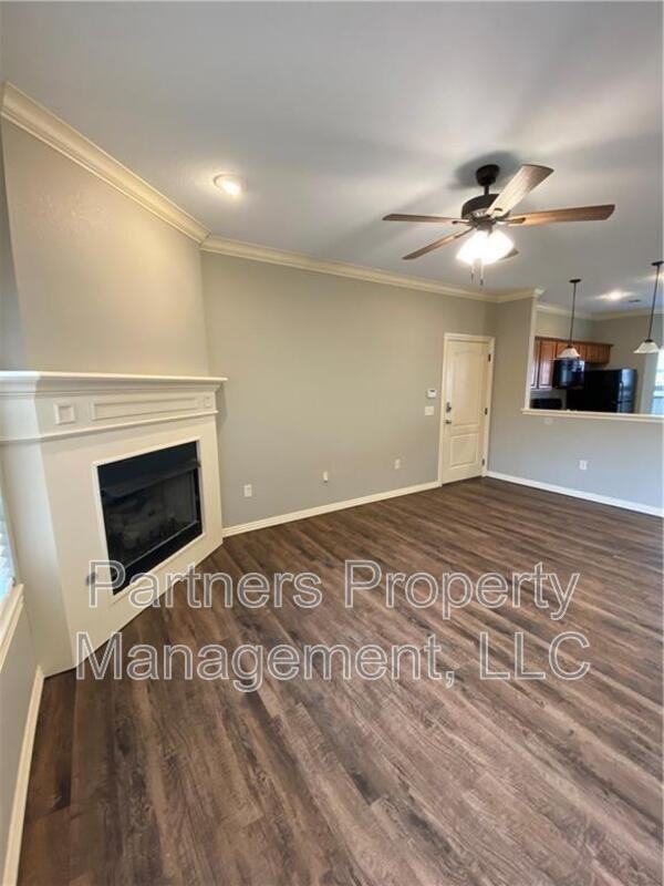 2673 N Miranda Ave - Photo 2 of 13
