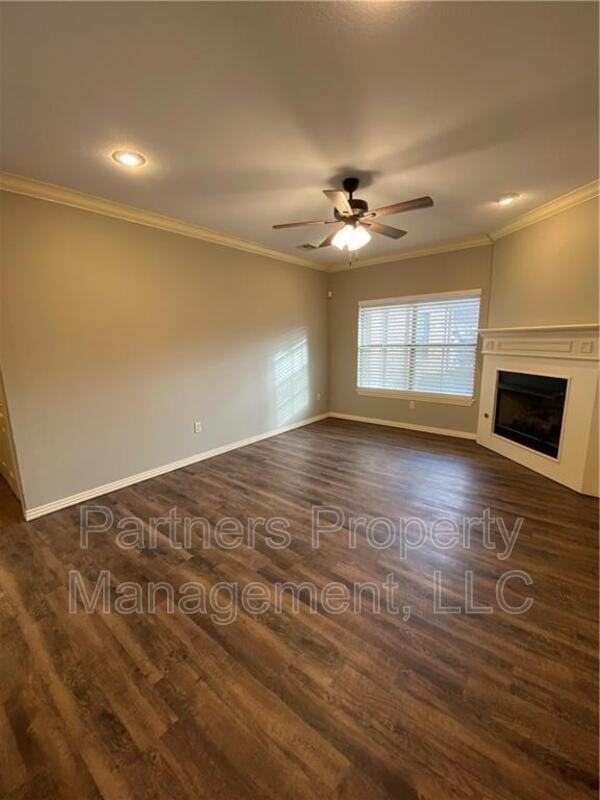 2673 N Miranda Ave - Photo 3 of 13