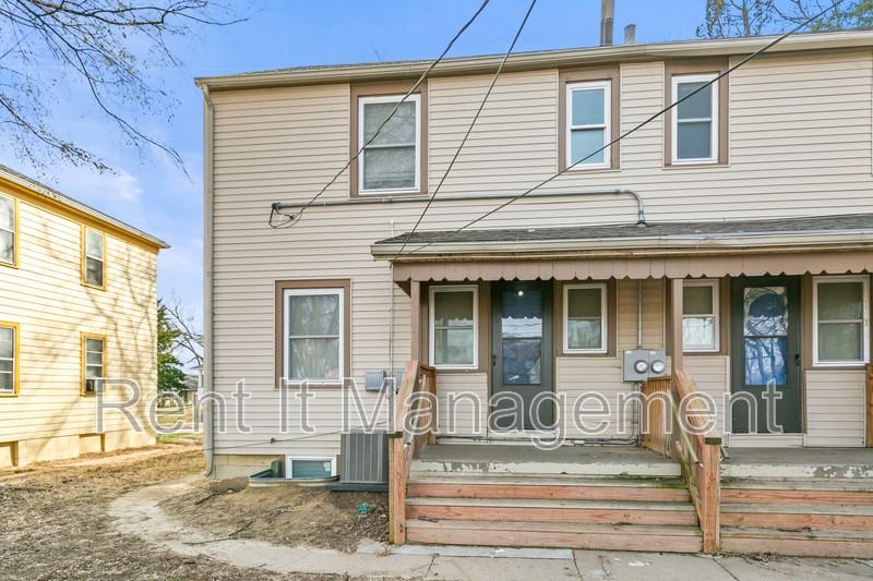 3314 Franklin St - Photo 3 of 24