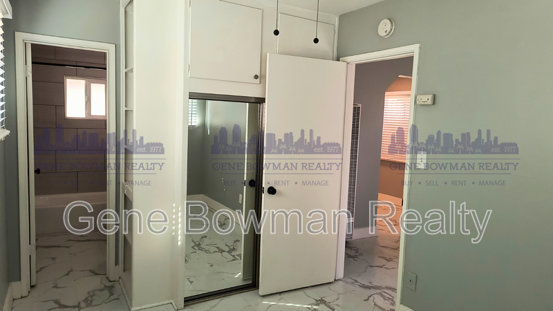 2141 E 16th St - Photo 5 of 8