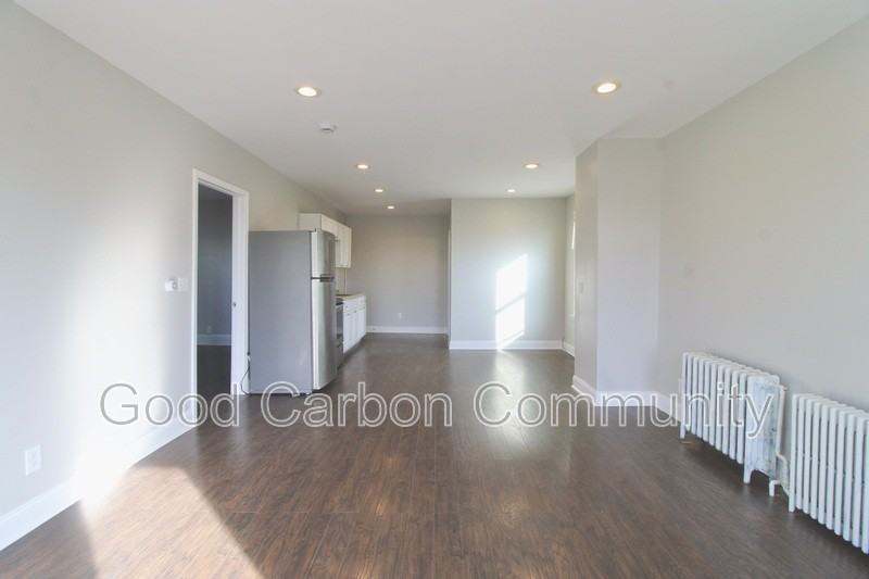 765 Oliver St #4 - Photo 6 of 20