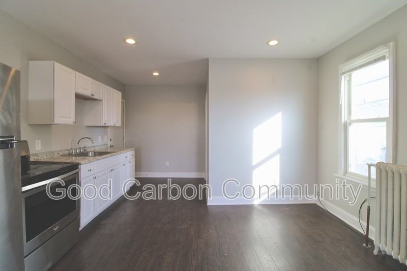765 Oliver St #4 - Photo 2 of 20