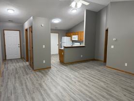 2 bedroom, 2 full Bath, 2 car attached garage, West Lafayette duplex. - Photo 1 of 1