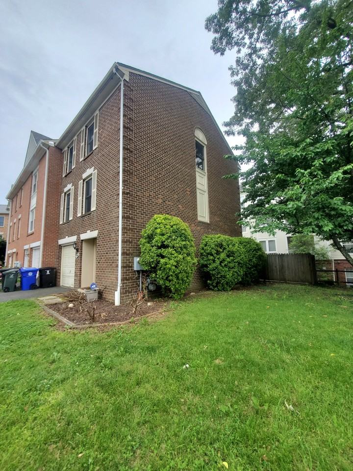 742 S Granada St #1 - Photo 3 of 50