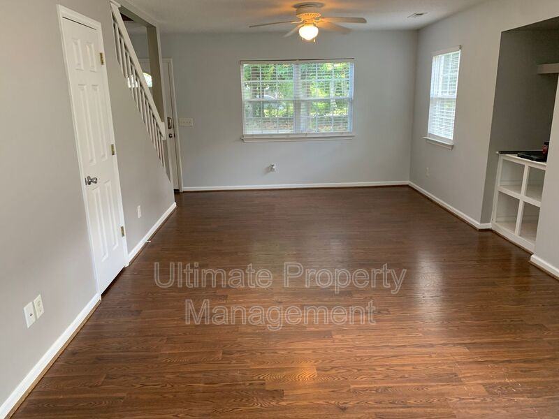 3913 Wilshire Blvd - Photo 5 of 10