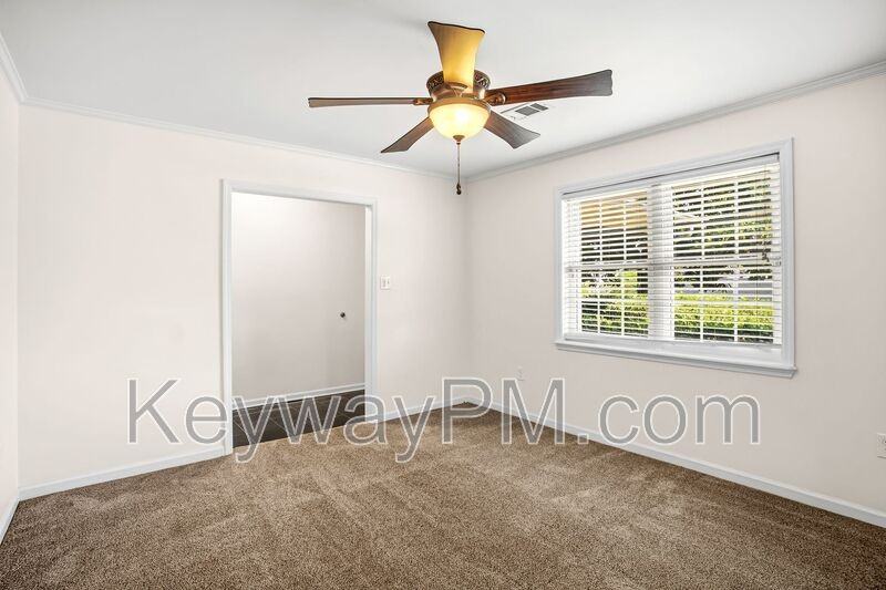 3420 Linderwood Dr - Photo 6 of 33