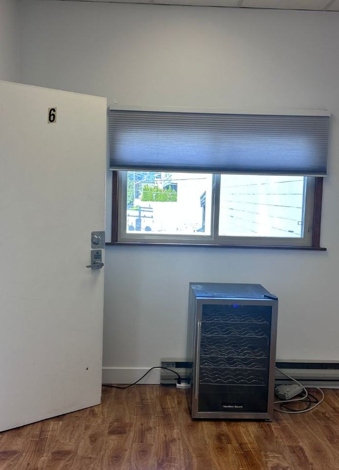 229 Lonsdale Avenue #6 - Photo 6 of 12