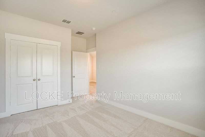 7561 Reis Ln - Photo 7 of 14