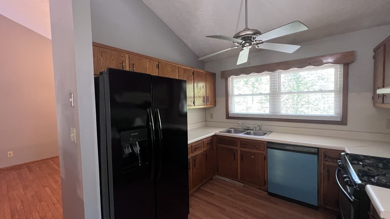 6460 Lake Esther Dr #1 - Photo 5 of 12