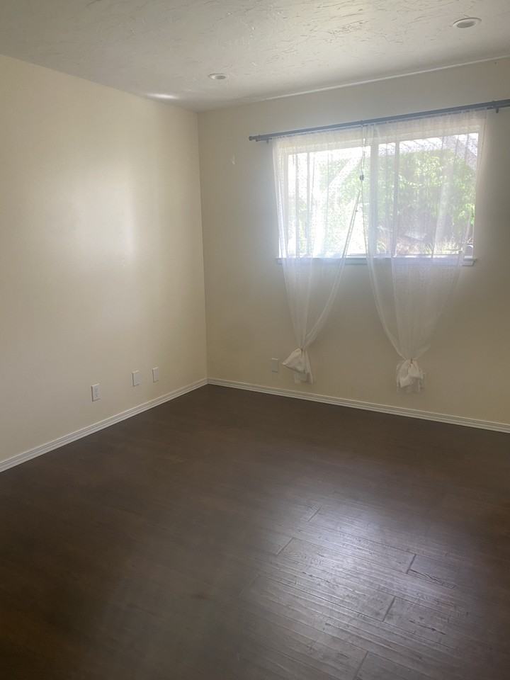 5381 Parejo Drive - Photo 2 of 3