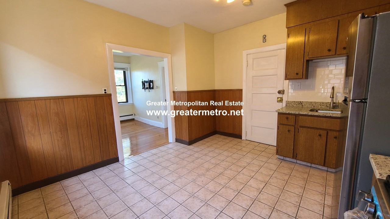 75 Charter St #4 - Photo 4 of 22