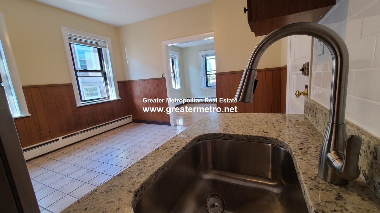 75 Charter St #4 - Photo 5 of 22