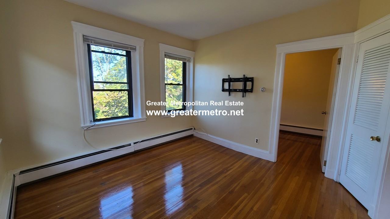 75 Charter St #4 - Photo 7 of 22