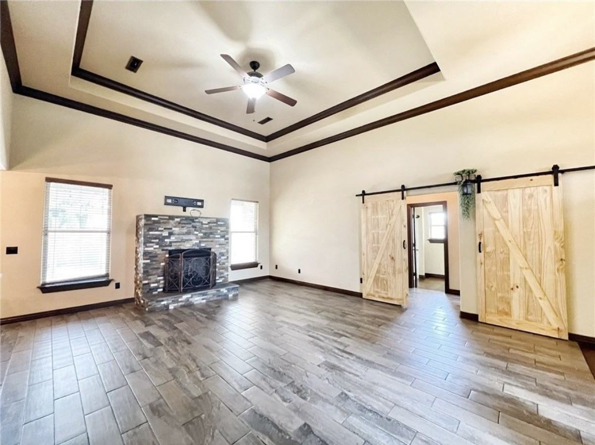 11890 Club House Pkwy #1 - Photo 5 of 13