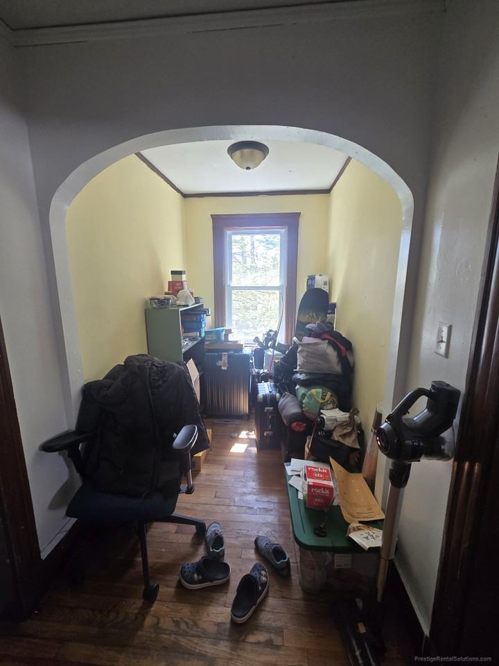 138 Lake St #138 - Photo 3 of 18