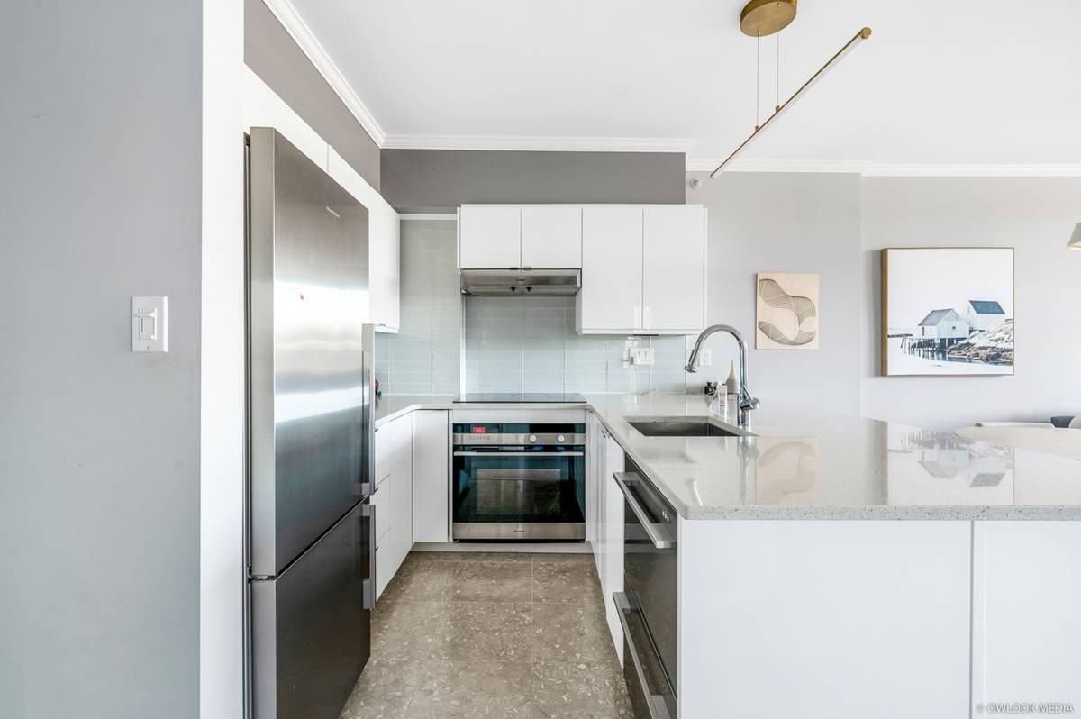 1888 York Avenue #1 - Photo 6 of 13