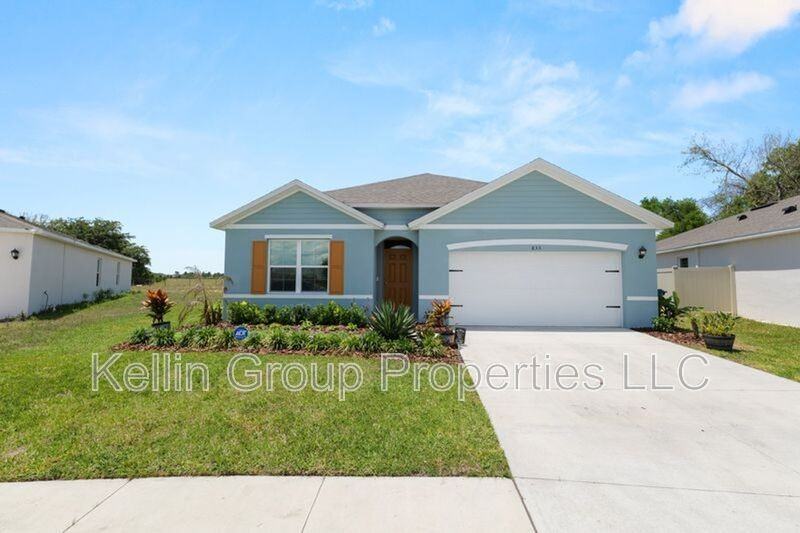 833 Ambleside Dr - Photo 2 of 38