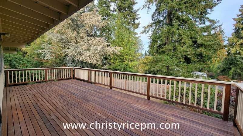 820 172nd Ave Ne - Photo 2 of 20