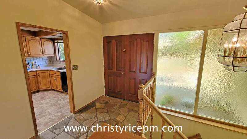 820 172nd Ave Ne - Photo 5 of 20