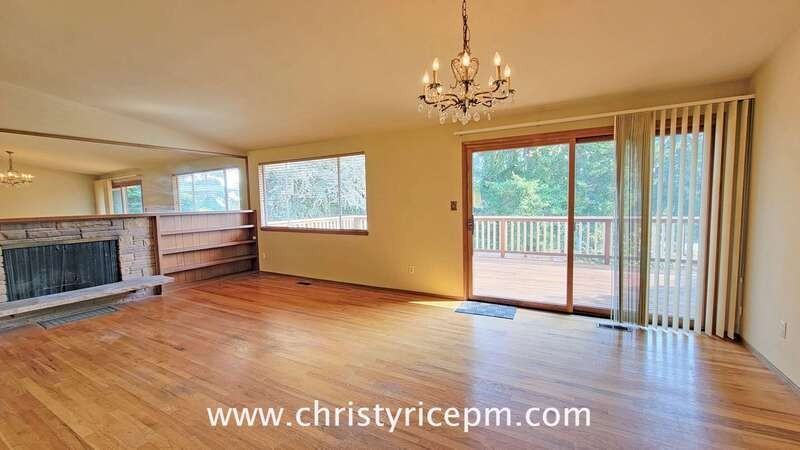 820 172nd Ave Ne - Photo 7 of 20