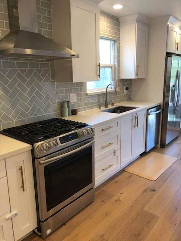 1036 Lincoln Ave - Photo 3 of 18