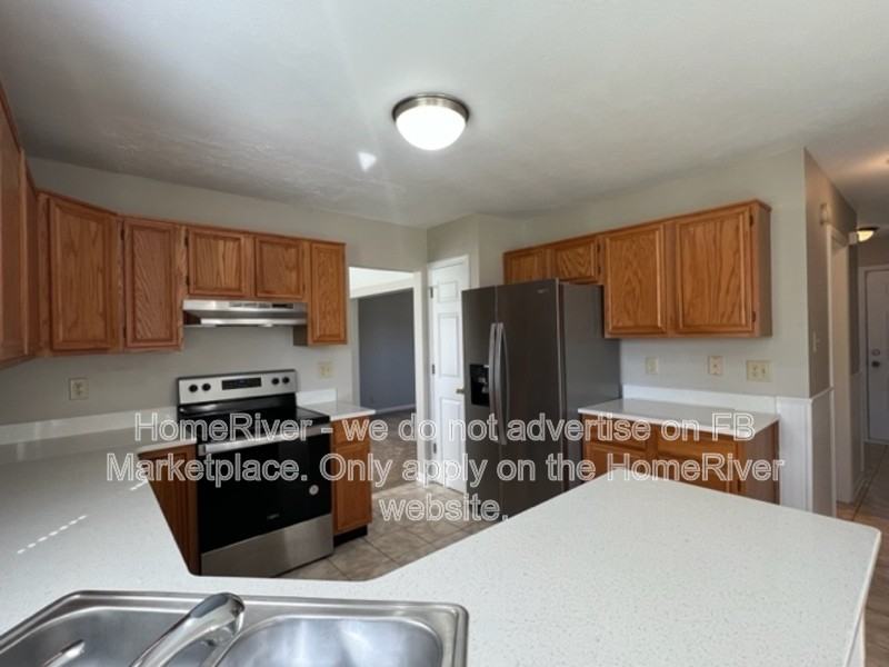 11011 Brave Ct - Photo 5 of 44