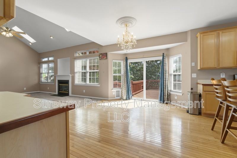 204 Spruce Trl - Photo 7 of 24