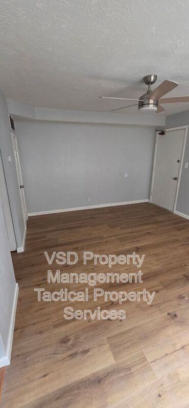 17550 Lake Shore Blvd #3 - Photo 3 of 11