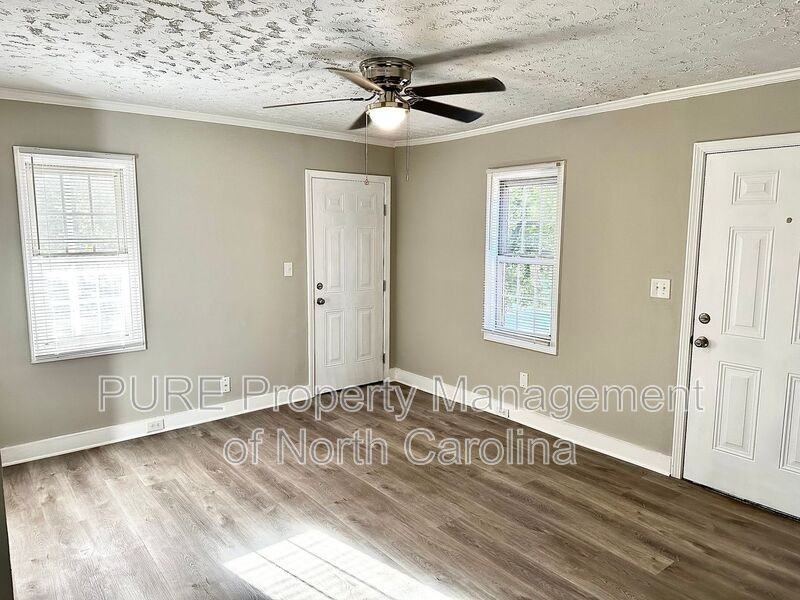 103 Snider Ave - Photo 5 of 26