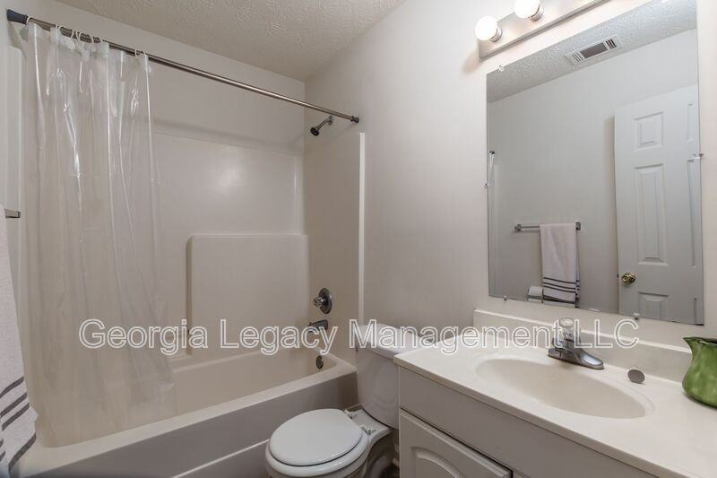 1952 Faulkner Dr - Photo 7 of 22