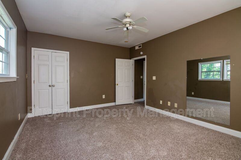 1720 Cullman Ave #3 - Photo 3 of 12