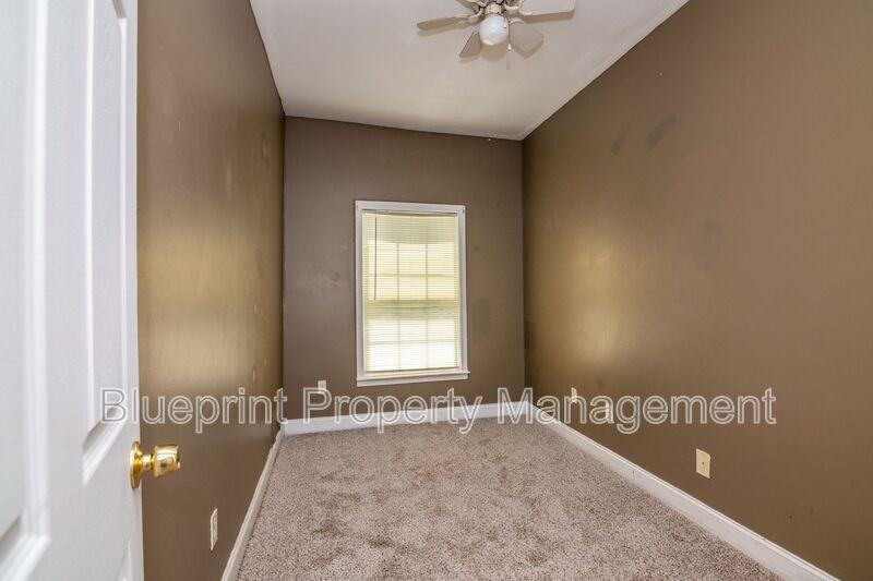 1720 Cullman Ave #3 - Photo 6 of 12