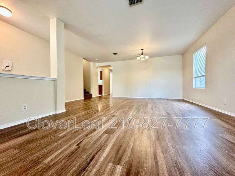 104 Bay Willow - Photo 5 of 36