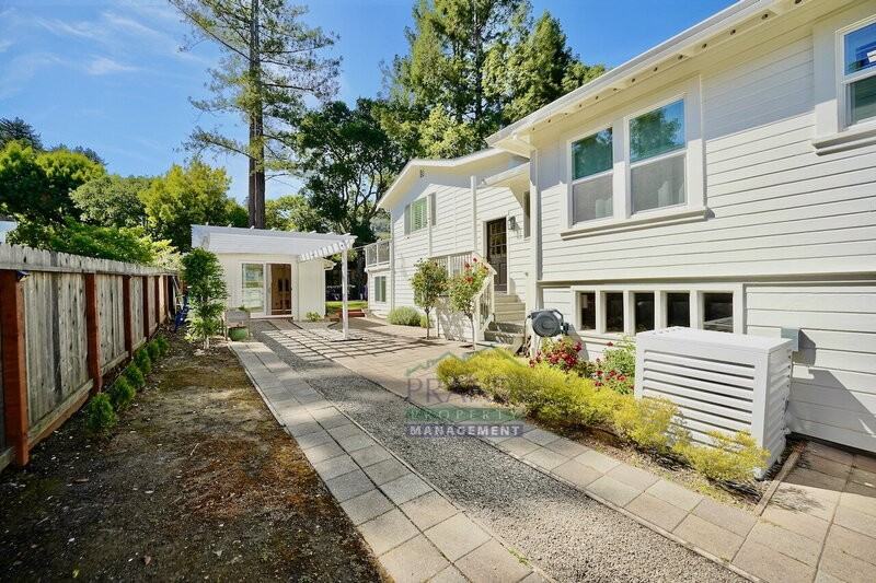 49 Locust Ave - Photo 2 of 34