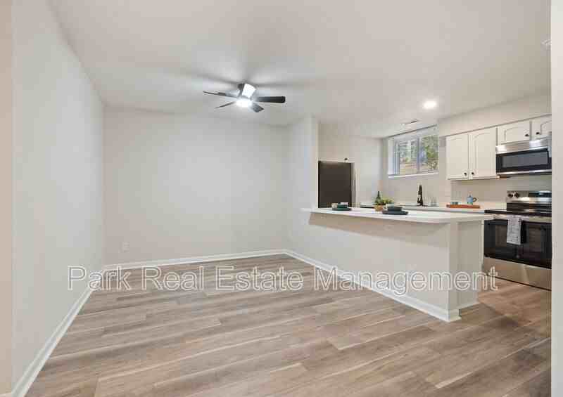 201 Howellc - Photo 4 of 22