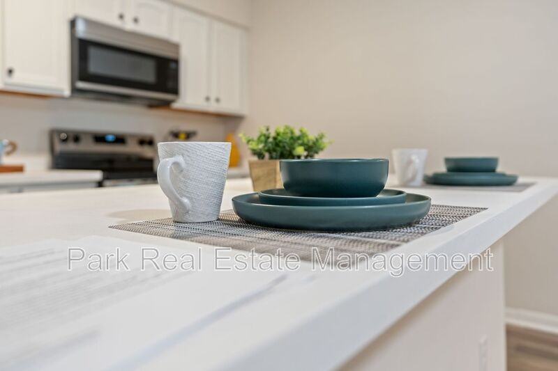 201 Howellc - Photo 7 of 22