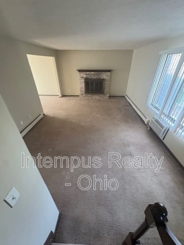 6321 Saint Andrews Dr #6 - Photo 2 of 9